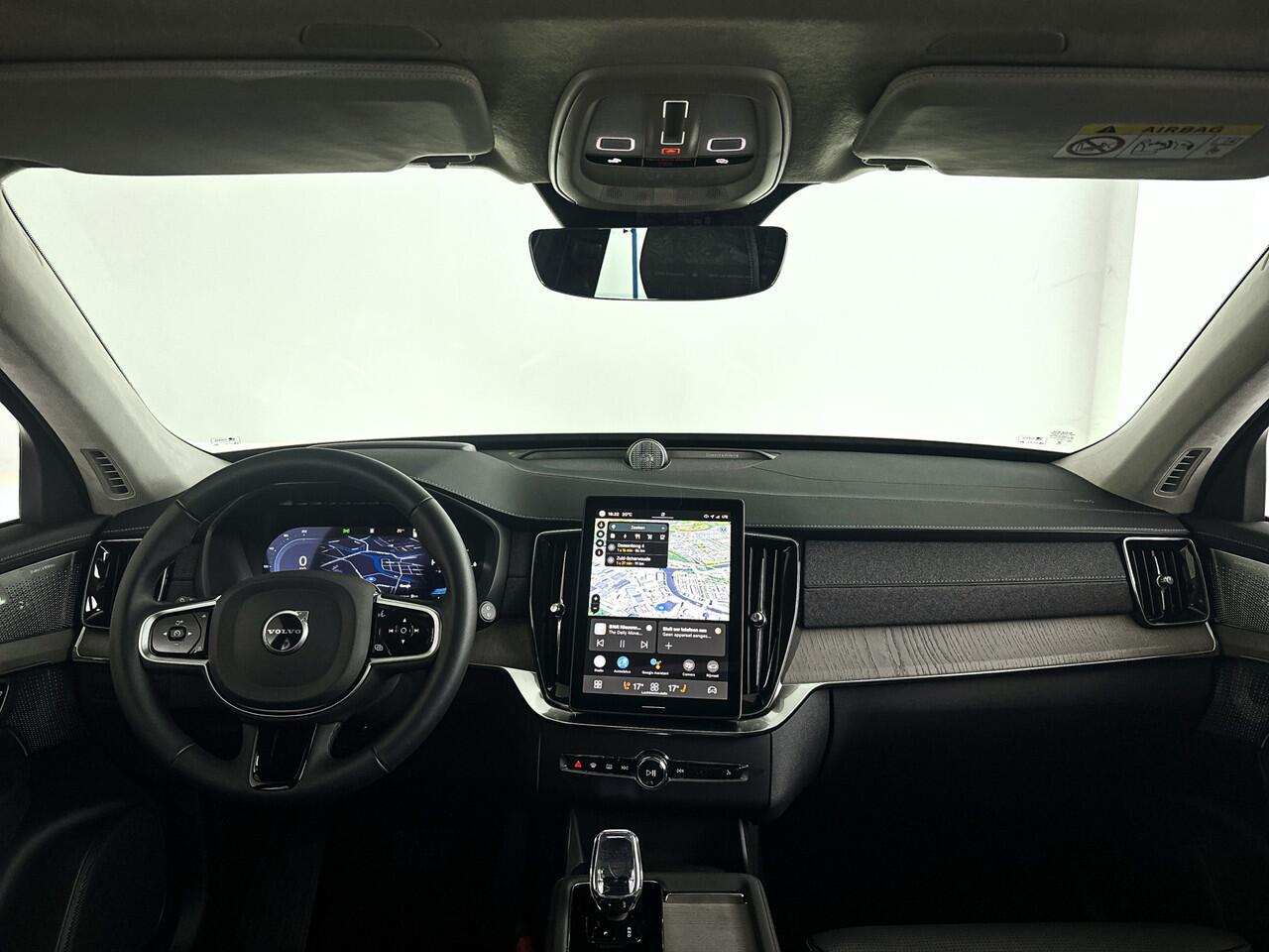 Volvo XC90 T8 Plug-in hybrid AWD Ultra Dark | Panoramadak | 360º camera | Luchtvering | Bowers&Wilkins | Massage | Stoelventilatie | Trekhaak