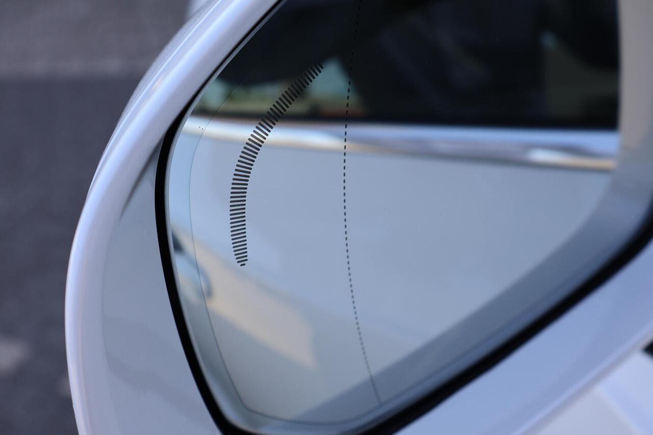 Volvo XC90 T8 Recharge AWD Plus Bright | LONG RANGE | Google | Panoramadak | Harman Kardon