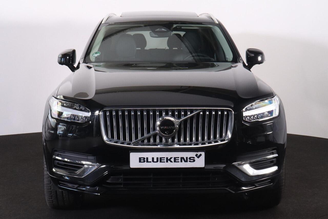 Volvo XC90 T8 Recharge AWD Plus Bright - Panorama/schuifdak - IntelliSafe Assist & Surround - 360º Camera - Harman/Kardon audio - Adaptieve LED koplampen - Verwarmde voorstoelen, stuur & achterbank - Parkeersensoren voor & achter - Elektr. bedienb. voorstoelen met g