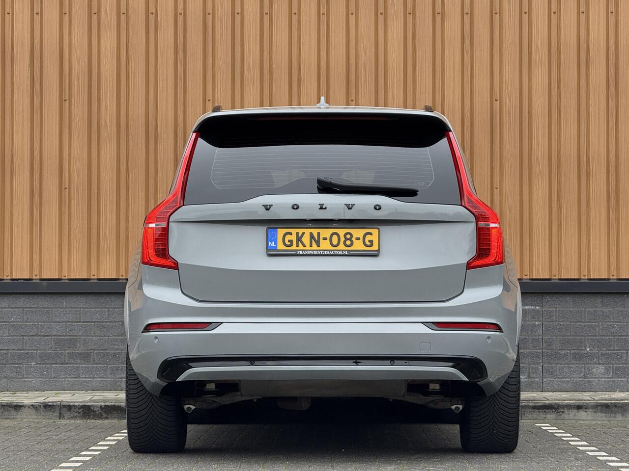 Volvo XC90 2.0 T8 Recharge AWD Plus Dark | 7 Persoons | Harman & Kardon | Apple Carplay | Android Auto | Leder | Stuurwielverwarming | Adaptieve Cruise Control | Lane Assist | DAB | Led |