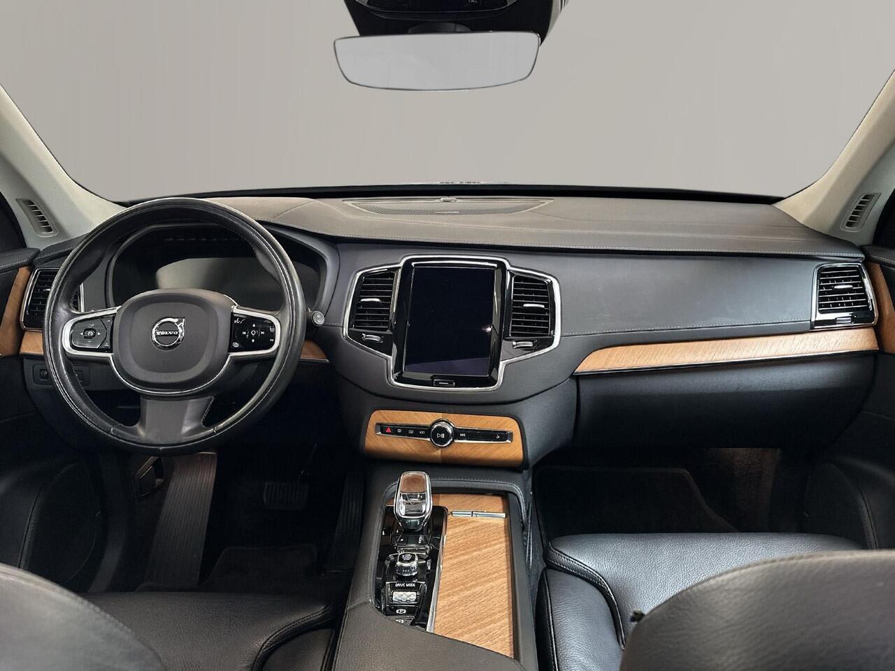 Volvo XC90 2.0 T8 Recharge AWD Inscription Pano dak, trekhaak, BTW auto....