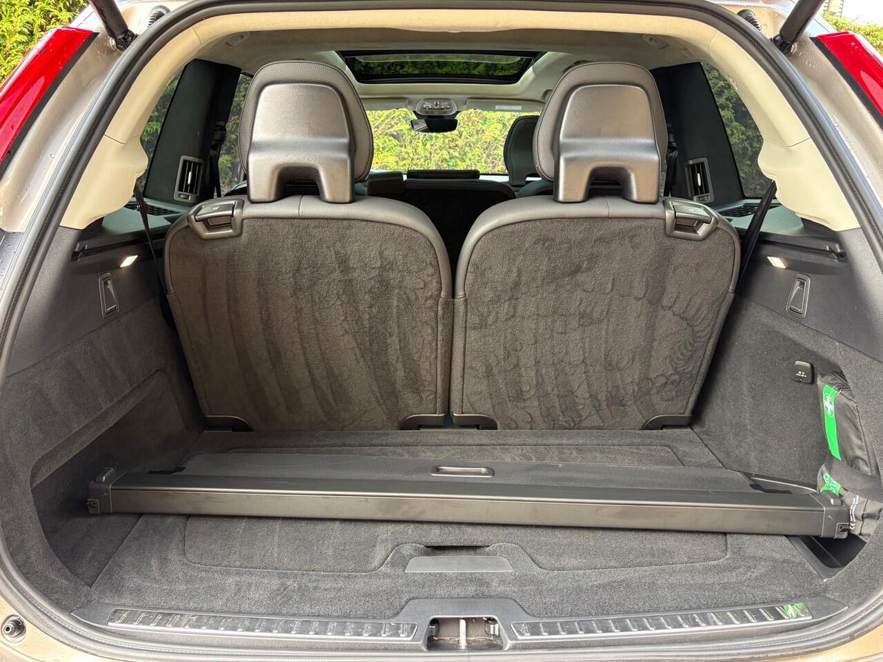 Volvo XC90 T8 Plug-in hybrid AWD Ultra Bright | Panoramadak | Harman/Kardon | Memory |