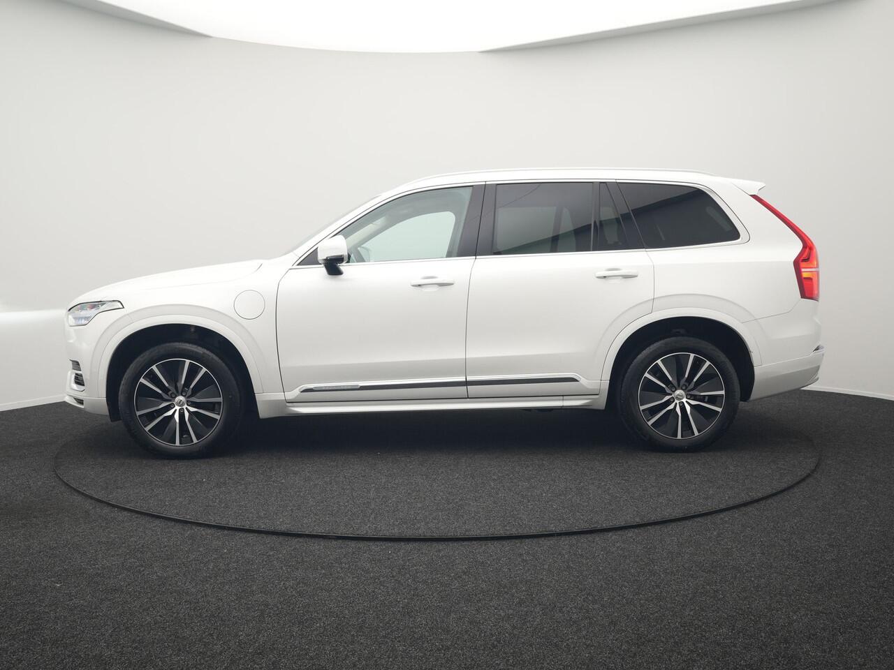 Volvo XC90 T8 Recharge AWD Core Bright LONG RANGE Plug In Hybrid 456pk 7-Persoons Dealer O.H PHEV | Trekhaak Af Fabriek | Adaptive Cruise | Camera | Lederen Sportstoelen Memory & Verwarmd | Google Assistent | Apple Carplay | Stuur Verwarmd | Virtual | Blis | Navigat