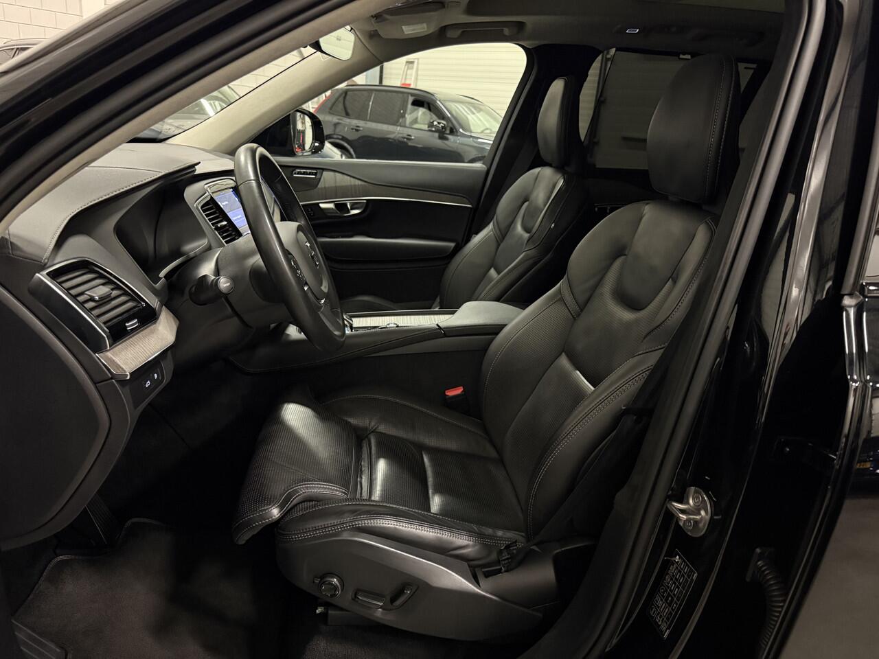 Volvo XC90 T8 Recharge AWD Ultimate Dark PANO/LUCHTVERING/HEAD-UP/H&K/MASSAGE+VENTILATIE/360CAMERA/ACC/PILOT-ASSIST/CRYSTAL-POOK/20"/BLACK-OPTIC/RECENT OH BEURT GEHAD BIJ VOLVO