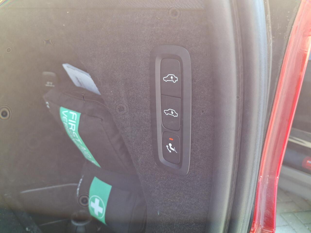 Volvo XC90 T8 Recharge AWD Inscription | Longe Range |