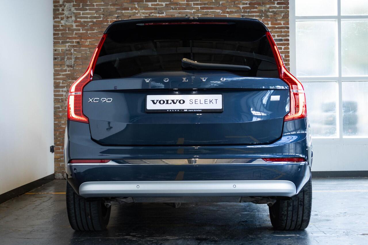 Volvo XC90 T8 Recharge AWD Inscription | Panoramadak met schuif-/kantelfunctie| Semi elektrische trekhaak | Verwarmbare voorstoelen | Verwarmbaar stuurwiel | Premium audio by Harman Kardon | Rondom zichtcamera | Standkachel | Adaptieve cruise control | 20 inch Lich