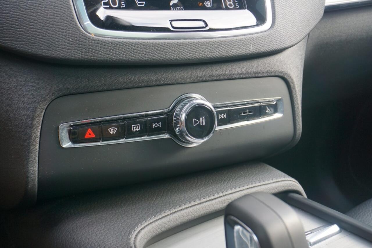 Volvo XC90 2.0 T8 AWD INSCRIPTION - 7-PERS. - PANO - LEDER