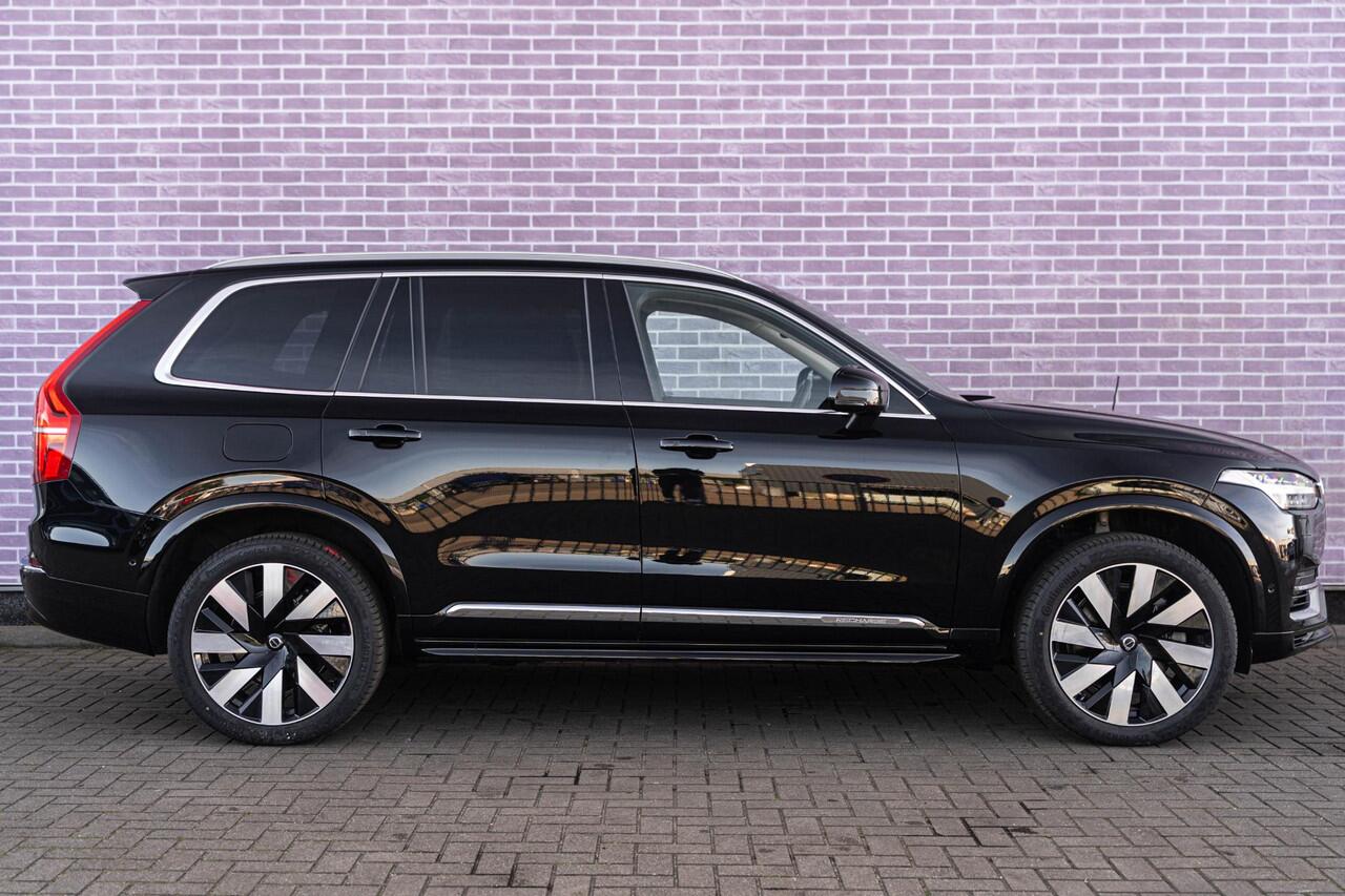 Volvo XC90 T8 Recharge AWD Ultimate Bright | 7-Zits | Longe Range | Google | Schuif-/Kanteldak | Head-Up Display | 360 Camera | Keyless | Getint Glas | Adaptieve Cruise | DAB | Stoel-/Stuurverwarming | Harman Kardon Audio | 21" LM