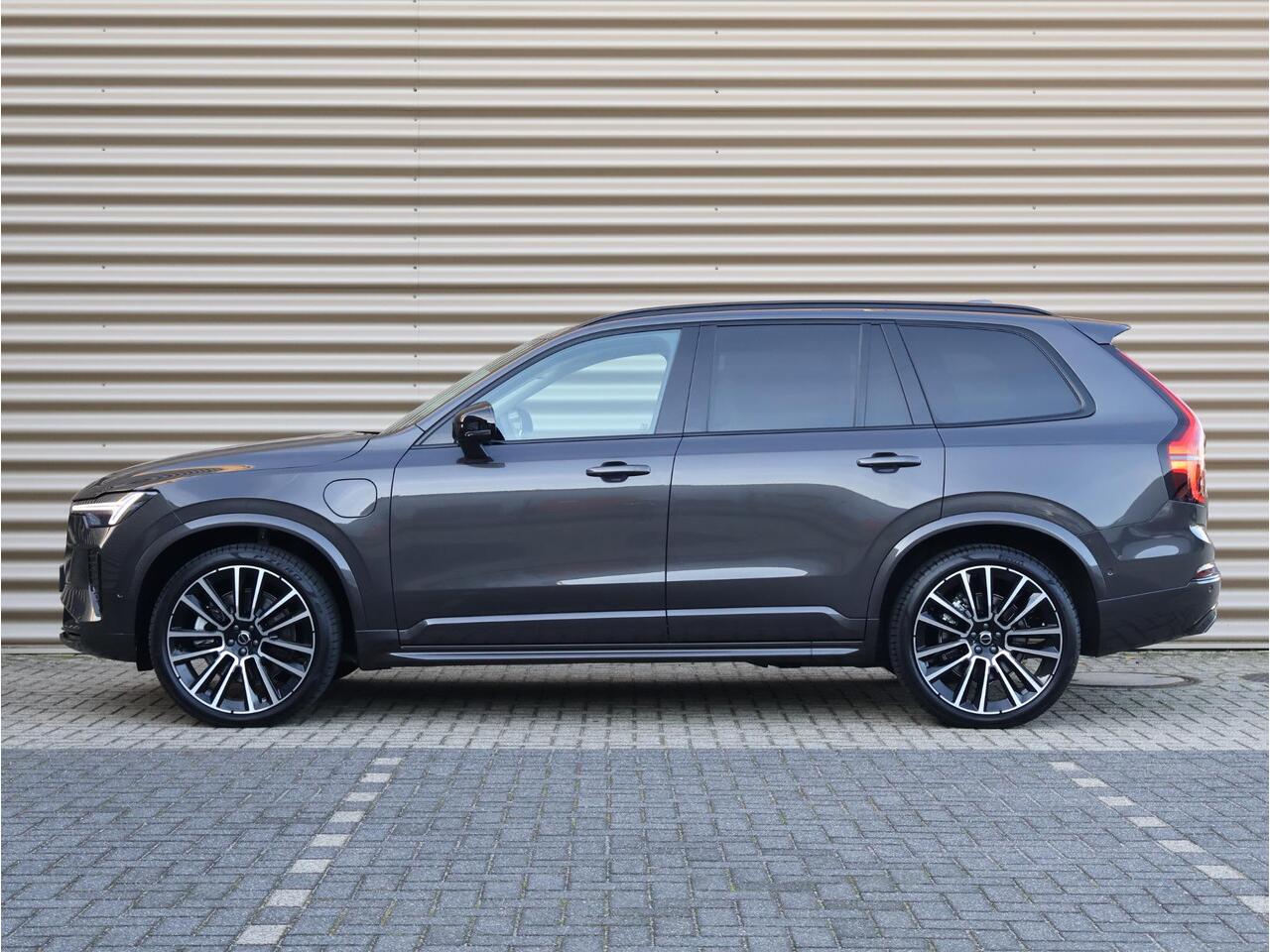 Volvo XC90 T8 Plug-in hybrid AWD Ultra Dark Exec. Ed. | FULL OPTION | Luchtvering | Bowers & Wilkins | Gelaagd glas