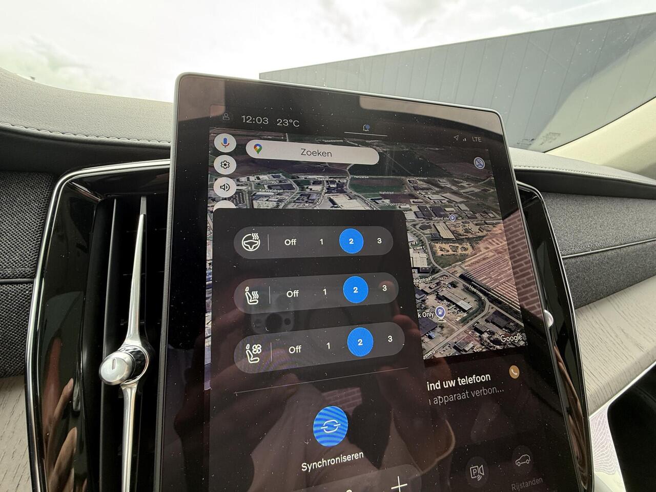 Volvo XC90 2.0 T8 Plug-in hybrid AWD Ultra Dark | Nieuw Binnen | Panoramadak | Massage | Luchtvering | HUD | 360° Camera | Bowers & Wilkins | Adaptieve Cruise controle | Blis |