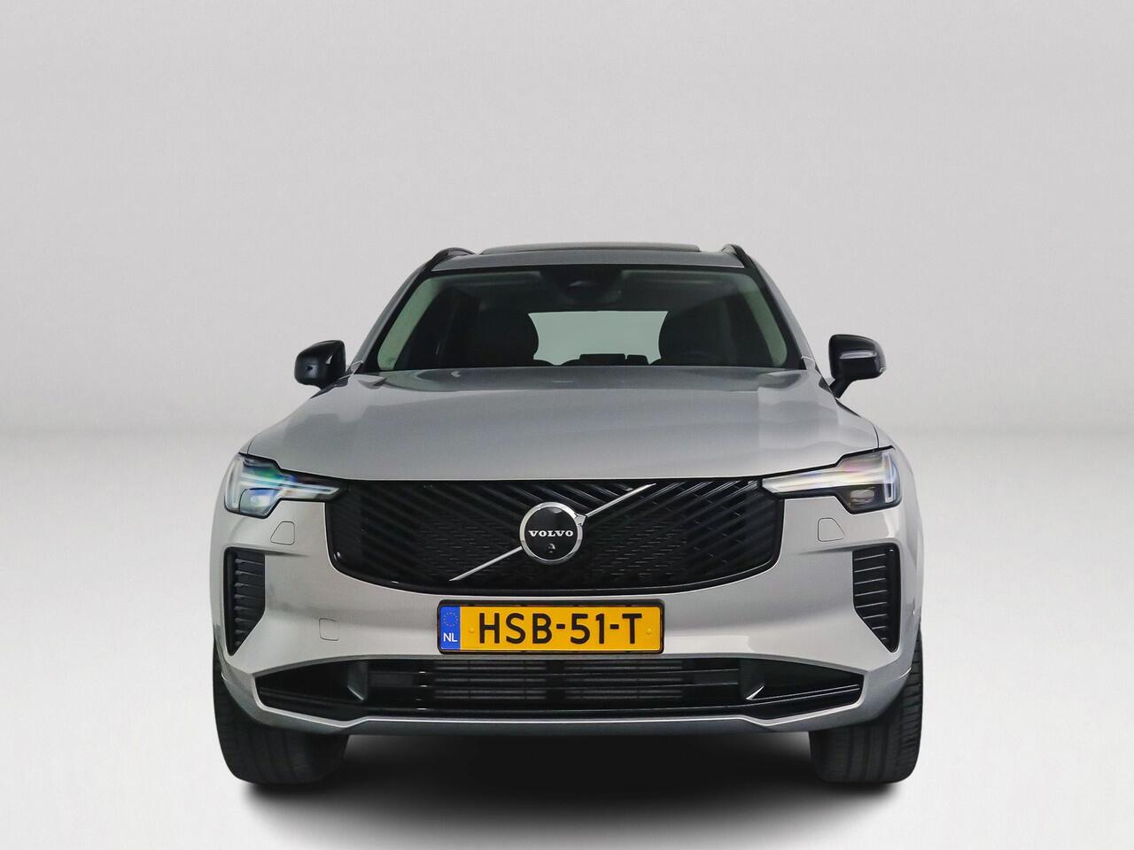 Volvo XC90 T8 Plug-in hybrid AWD Ultra Dark | Luchtvering | Panoramadak | 360º camera | Head- Up display | Bowers & Wilkins | Stoelventilatie | Trekhaak