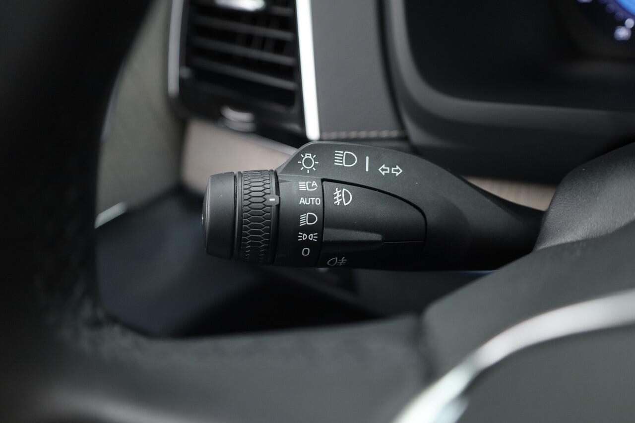 Volvo XC90 T8 Recharge Ultimate Dark | Pano | HUD | B&W | Stoelventi. | 360cam | Massage | Memory seats | 21''