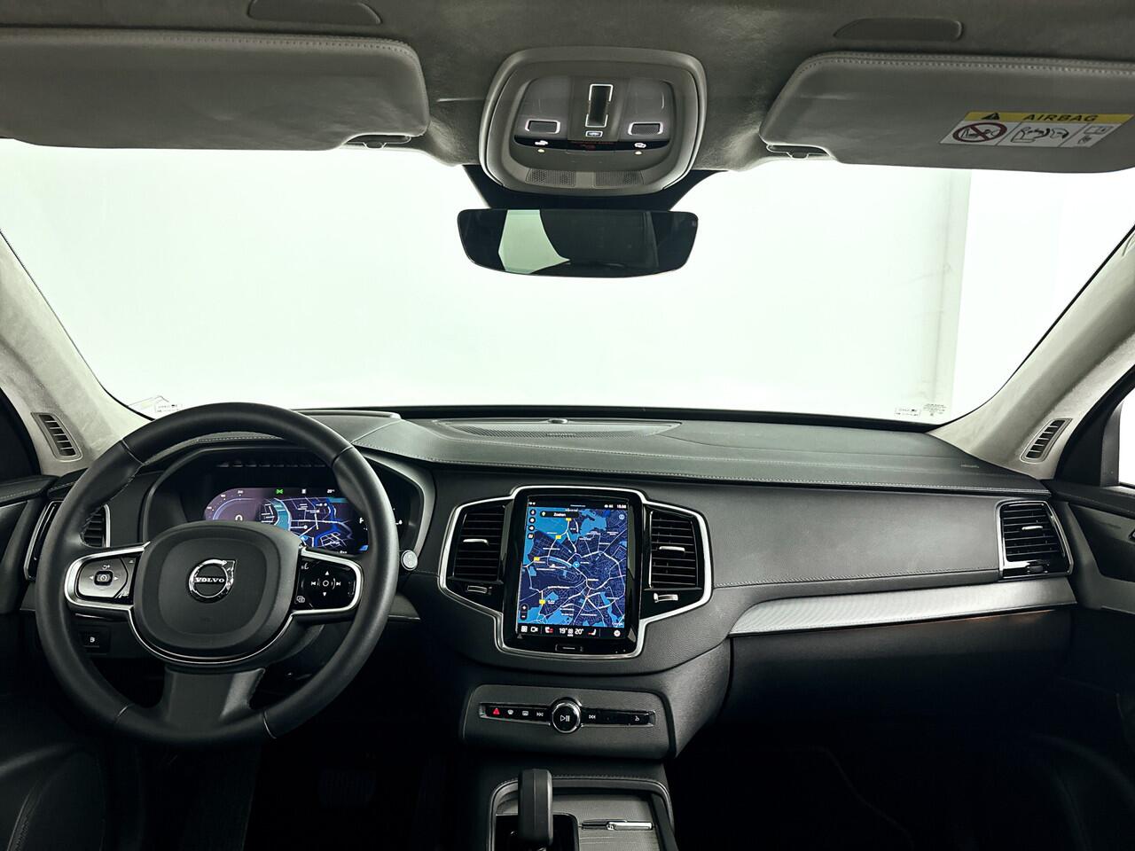 Volvo XC90 T8 Recharge AWD Ultimate Dark | Panoramadak | Head-up Display | Harman Kardon | 360º camera | Luchtvering | Stoel- en Stuurverwarming | Trekhaak