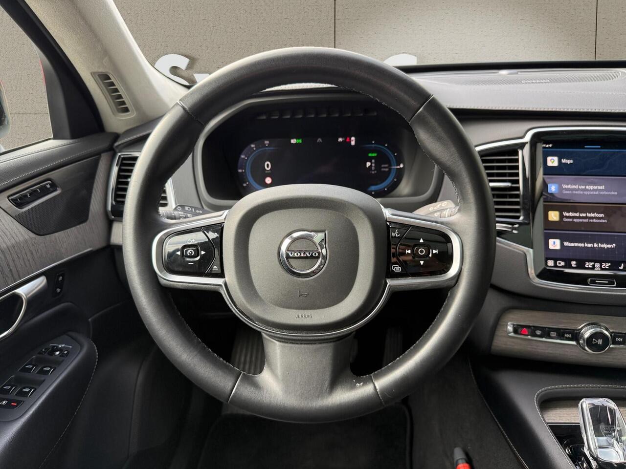 Volvo XC90 2.0 T8 Recharge AWD Ultimate Dark | Luchtvering | Extra getint glas | Trekhaak | Stoelverwarming en ventilatie |