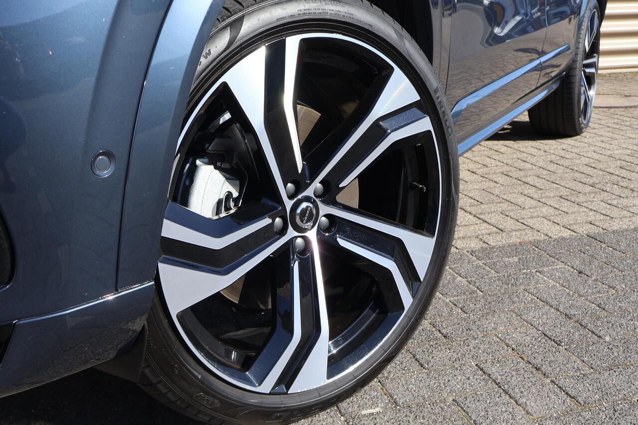 Volvo XC90 T8 Recharge AWD Ultimate Dark | Bowers & Wilkins | Luchtvering | Alcantara hemel