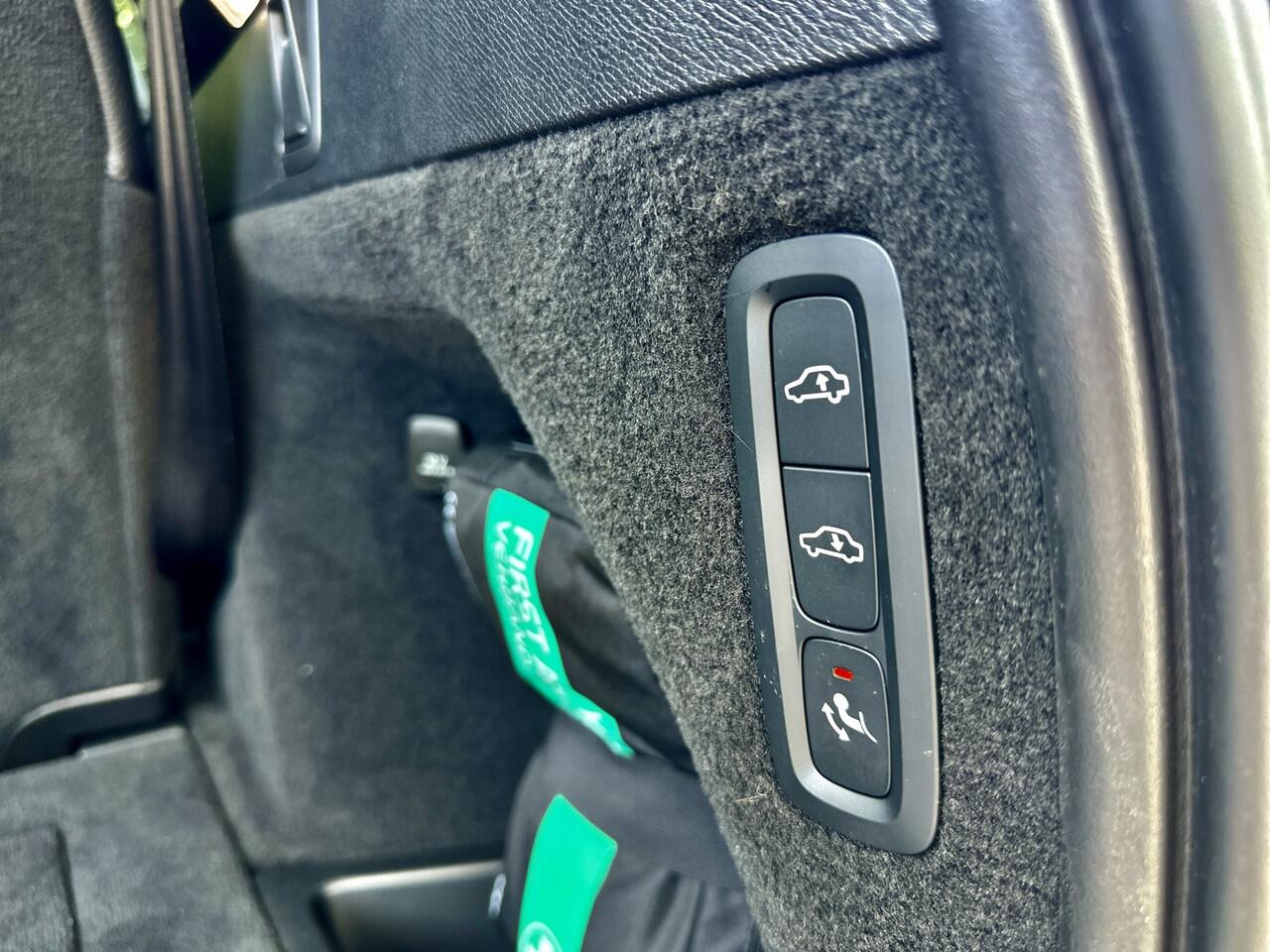 Volvo XC90 2.0 T8 Recharge AWD | Dark Label | Panoramadak | Luchtvering | Trekhaak | Adapt Cruise | Auto Pilot | Incl. BTW