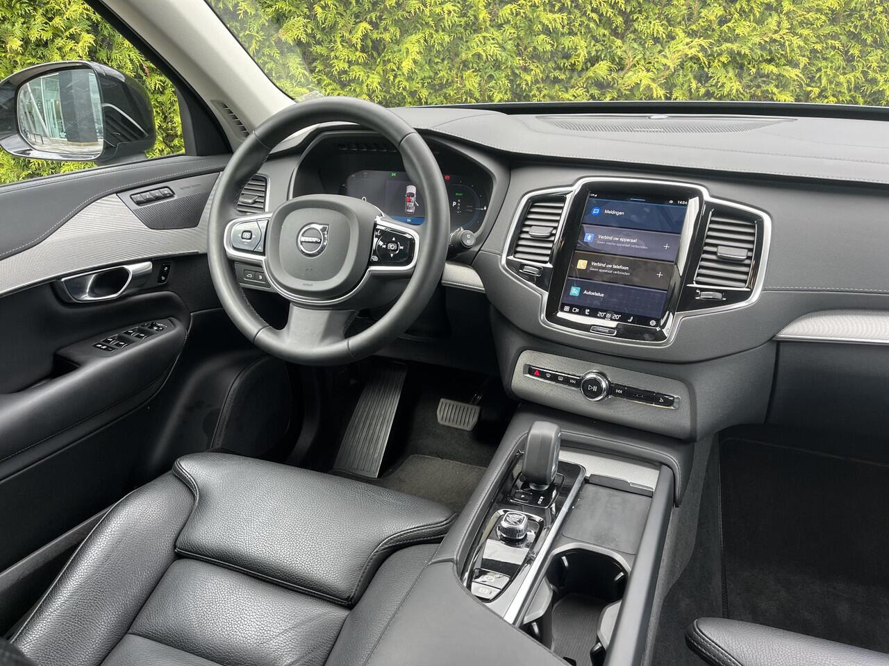 Volvo XC90 T8 Recharge AWD Plus Dark | Comfort Stoelen | Harman/Kardon | All Season Banden |