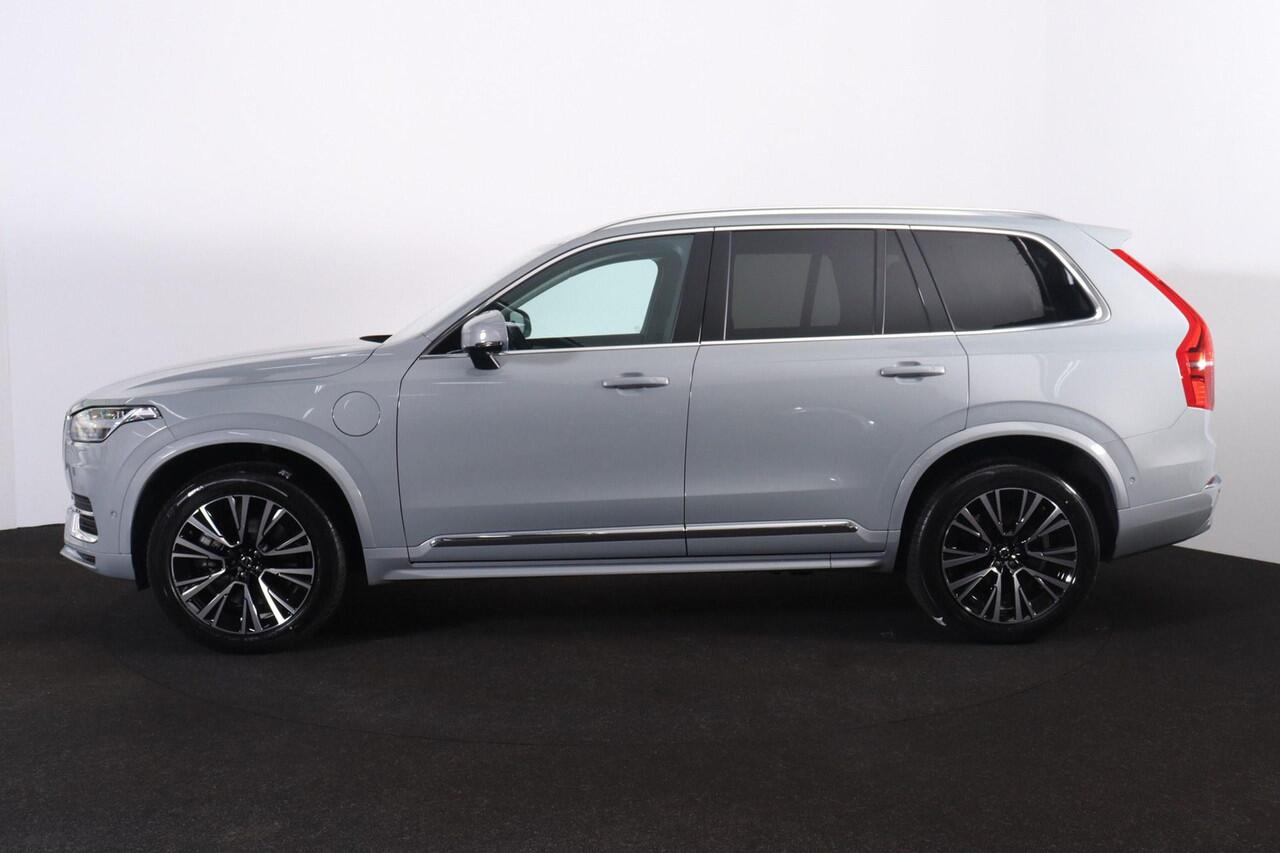 Volvo XC90 T8 Recharge AWD Ultra Bright - Panorama/schuifdak - IntelliSafe Assist & Surround - 360º Camera - Harman/Kardon audio - Adaptieve LED koplampen - Verwarmde voorstoelen, stuur & achterbank - Parkeersensoren voor & achter - Elektr. bedienb. voorstoelen met 