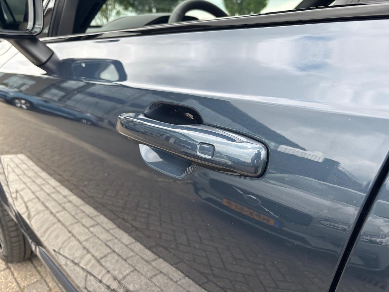 Volvo XC90 T8 Ultra Dark Luchtvering | Stoelmassage | 22 Inch | Bowers & Wilkins | 360 Camera |