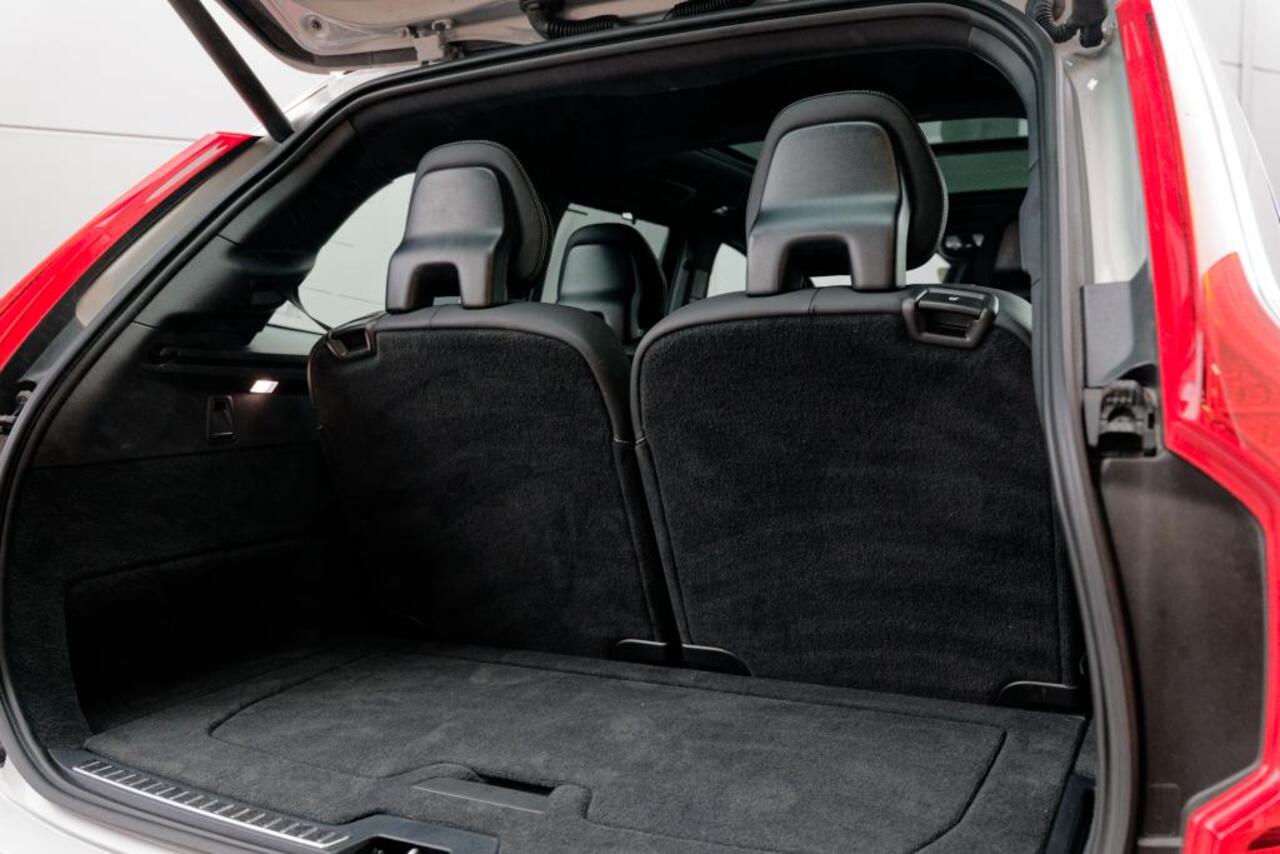 Volvo XC90 2.0 T8 Longrange B&W, Luchtvering, HUD, 22" LM velgen, 360 camera, enz