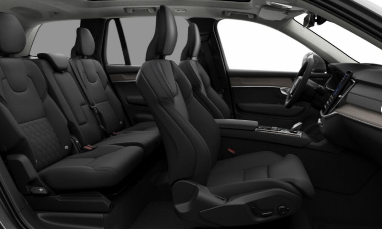Volvo XC90 T8 455PK Automaat Plug-in hybrid AWD Ultra Bright Luchtvering / Trekhaak / Panoramadak / Google services / Elektrisch bedienbare voorstoelen met geheugen / Stoelverwarming voor en achter