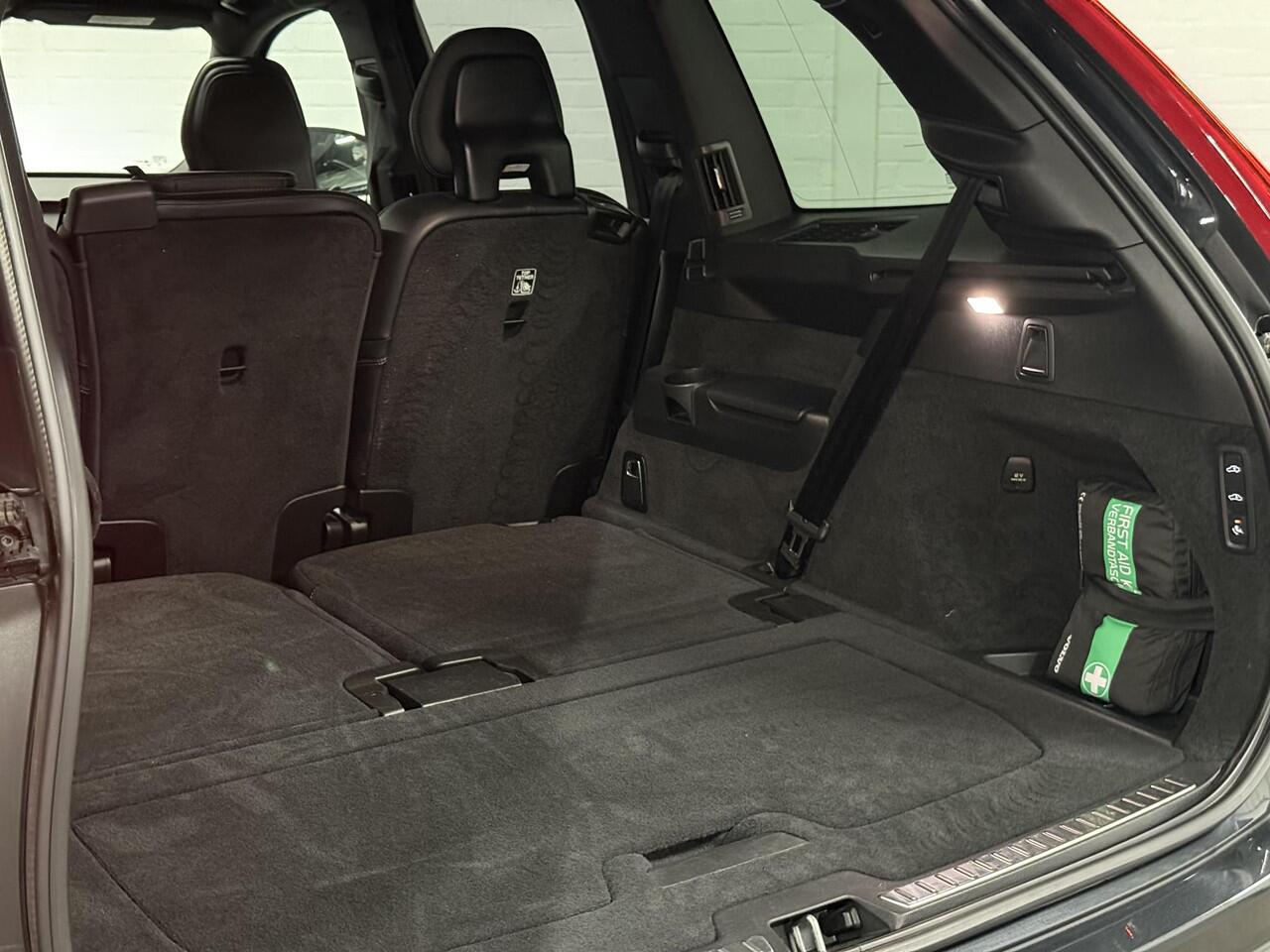 Volvo XC90 2.0 T8 Recharge AWD R-Design Luchtvering | Open dak | Adapt. Cruise c. | Long range | Harman/Kardon | Trekhaak