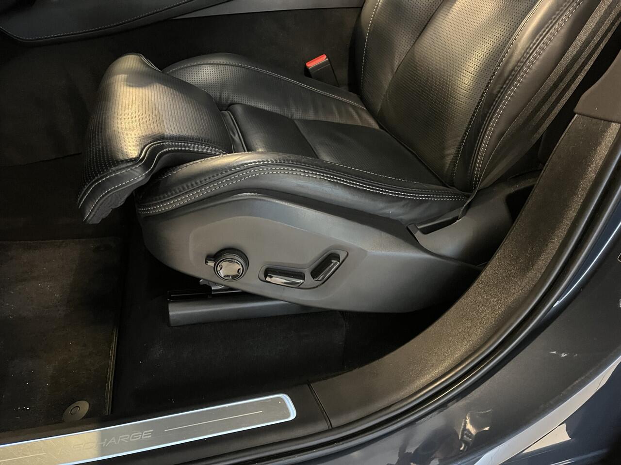 Volvo XC90 T8 Recharge AWD R-Design | Rijklaarprijs | Trekhaak | Luchtvering | Bowers & Wilkins |