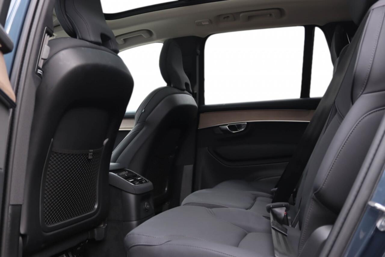 Volvo XC90 MY26 Plus Bright Recharge Plug-In Hybrid AWD Pano l 360 l HUD l