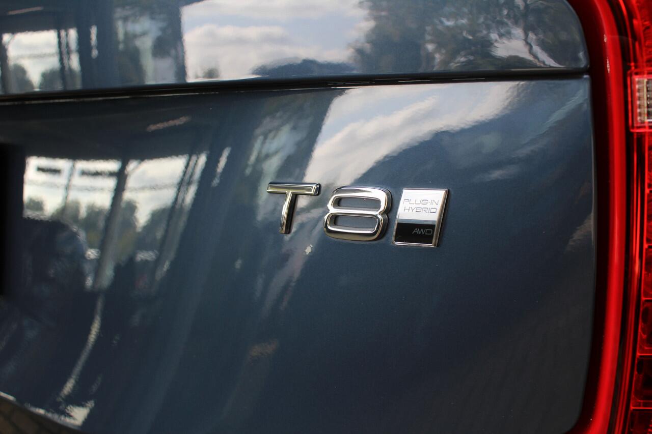 Volvo XC90 2.0 T8 Recharge AWD Ultra Dark | Incl. 12 maanden Garantie | Panorama dak | Massage stoelen | Stoel & Stuur verwarming | Stoelventilatie | Elektrisch verstelbare stoelen met memory | Stoelverwarming achter | 360* Camera | Elektrische kofferklep | Bower & 