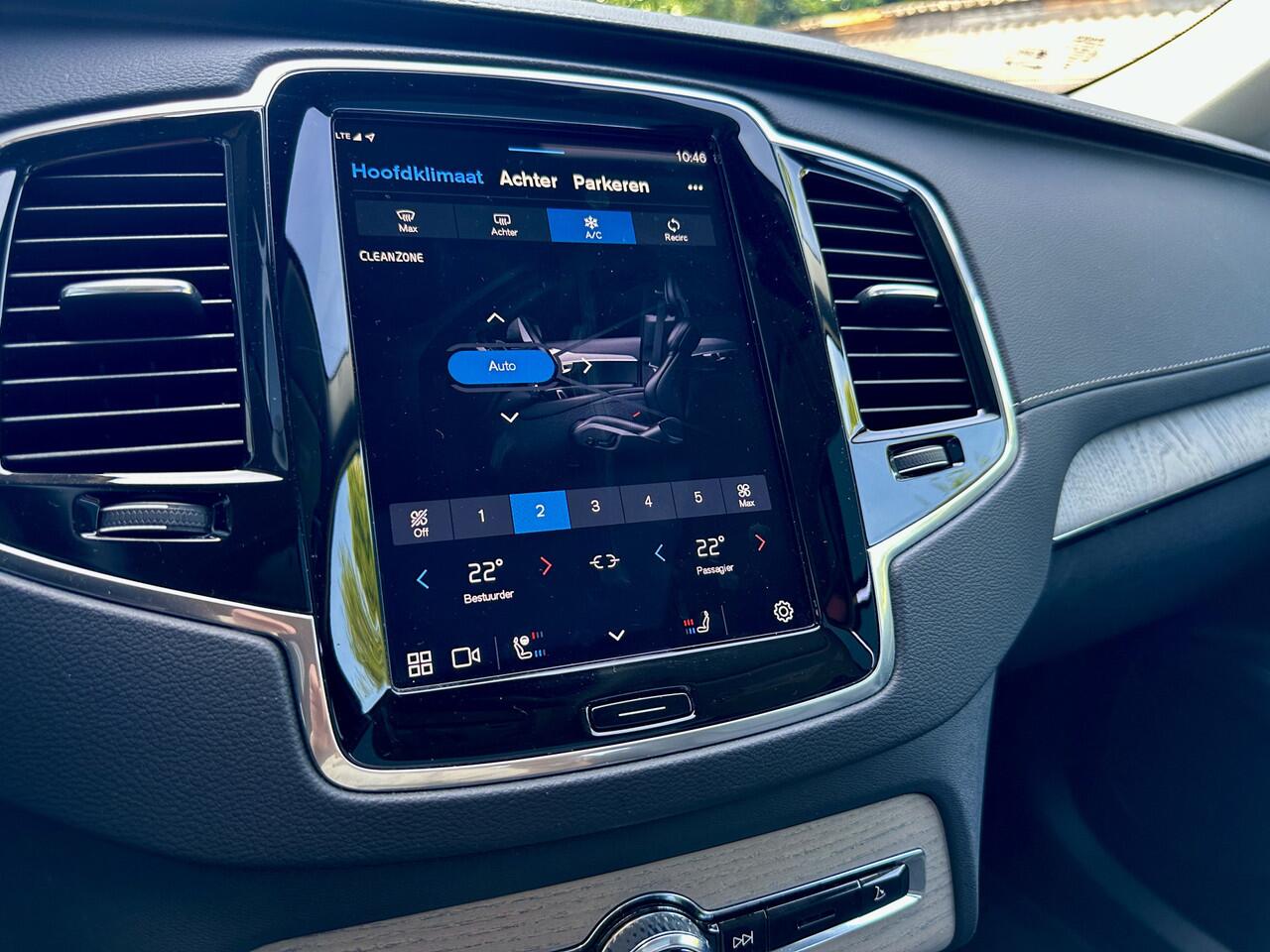 Volvo XC90 2.0 T8 Recharge | AWD | Dark Label | Panoramadak | Luchtvering | Leer | 360 camera | Stoelverwarming/ventilatie | Incl. BTW