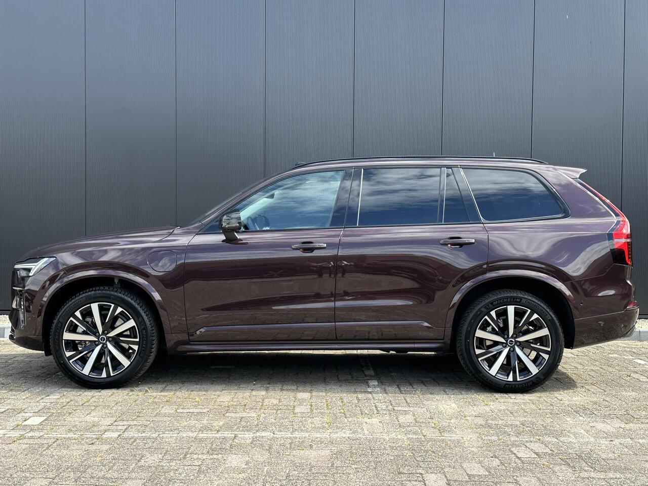 Volvo XC90 2.0 T8 Recharge AWD Ultra Dark / Pano. dak / 455 PK / Harman/Kardon / 360 camera / Verwarmde stoelen /