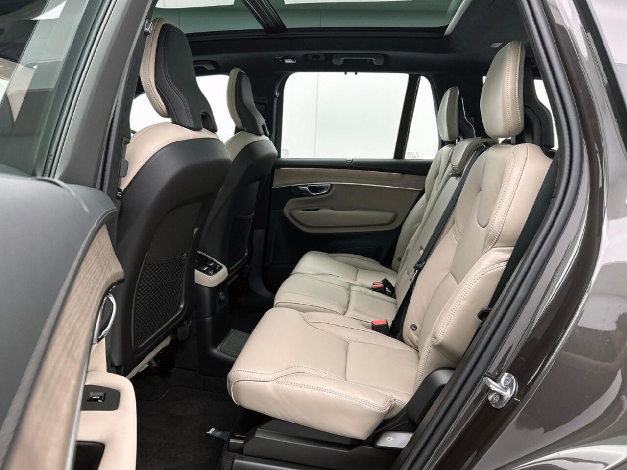 Volvo XC90 2.0 T8 AWD Ultra Dark | Luchtvering Massage | Nappa Ventilatie|