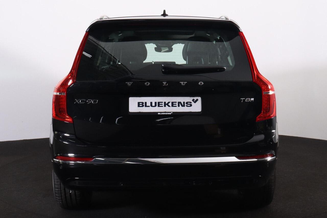 Volvo XC90 T8 Recharge AWD Ultra Bright - Panorama/schuifdak - IntelliSafe Assist & Surround - Harman/Kardon audio - Adaptieve LED koplampen - Parkeercamera achter - Verwarmde voorstoelen, stuur & achterbank - Parkeersensoren voor & achter - Elektr. bedienb. voorsto