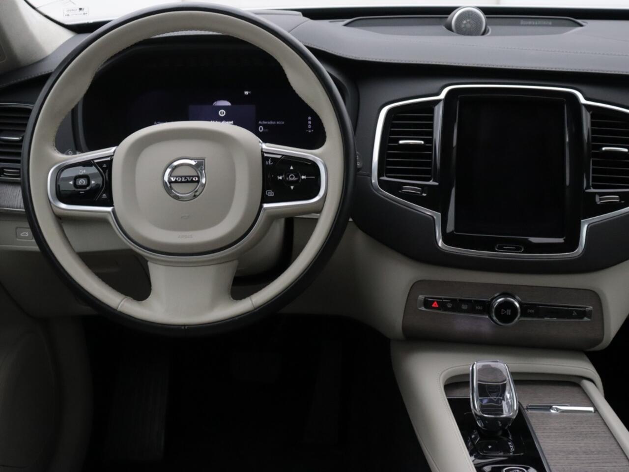 Volvo XC90 2.0 T8 AWD Ultimate Bright | Panorama dak | Stoelventilatie