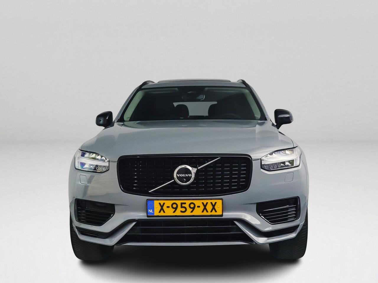 Volvo XC90 T8 Recharge AWD Ultimate Dark | Panoramadak | Head-up Display | Harman Kardon | 360º camera | Luchtvering | Stoel- en Stuurverwarming | Trekhaak