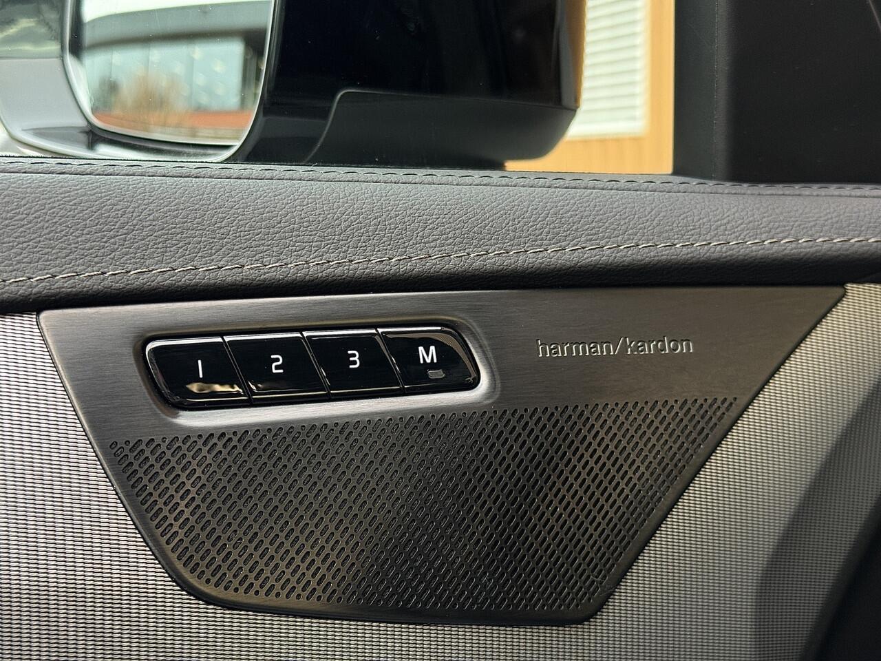 Volvo XC90 2.0 T8 Recharge AWD Plus Dark | 7 Persoons | Harman & Kardon | Apple Carplay | Android Auto | Leder | Stuurwielverwarming | Adaptieve Cruise Control | Lane Assist | DAB | Led |