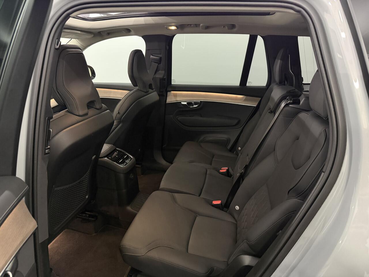 Volvo XC90 2.0 T8 Plug-in hybrid AWD Plus Bright 7P Pano, 360 Camera, Harman/Kardon, Luchtvering, Memory stoelen, Leder, Elektrische achterklep, 2 jaar garantie