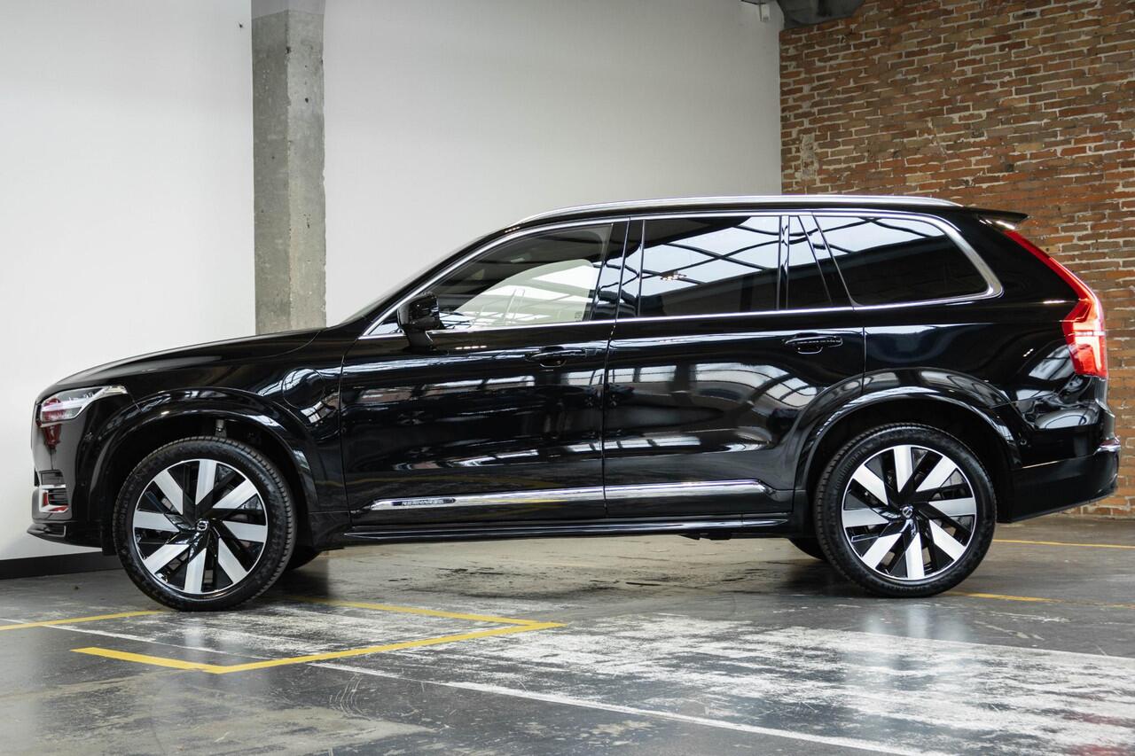 Volvo XC90 T8 Plug-in hybrid AWD Ultra Bright | Verwarmbare voorstoelen | Verwarmbaar stuurwiel | Verwarmbare achterbank | Premium audio by Bowers & Wilkins | Panoramadak | Luchtvering | Rondom zichtcamera | 21 inch Lichtmetalen velgen