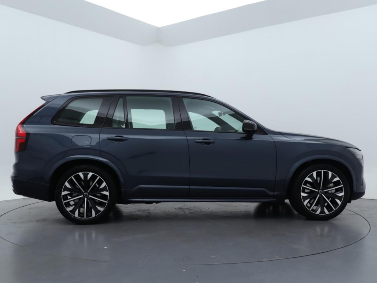 Volvo XC90 T8 Plug-in AWD Ultra Dark | Luchtvering | Trekhaak | Massagestoe
