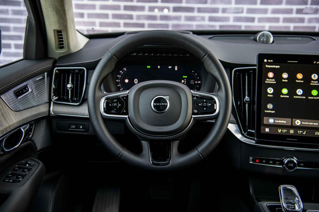 Volvo XC90 2.0 T8 Plug-in hybrid AWD Ultra Dark | Luchtvering | Trekhaak | Bowers & Wilkins | Stoelventilatie | Stoelmassage | Donker Glas |