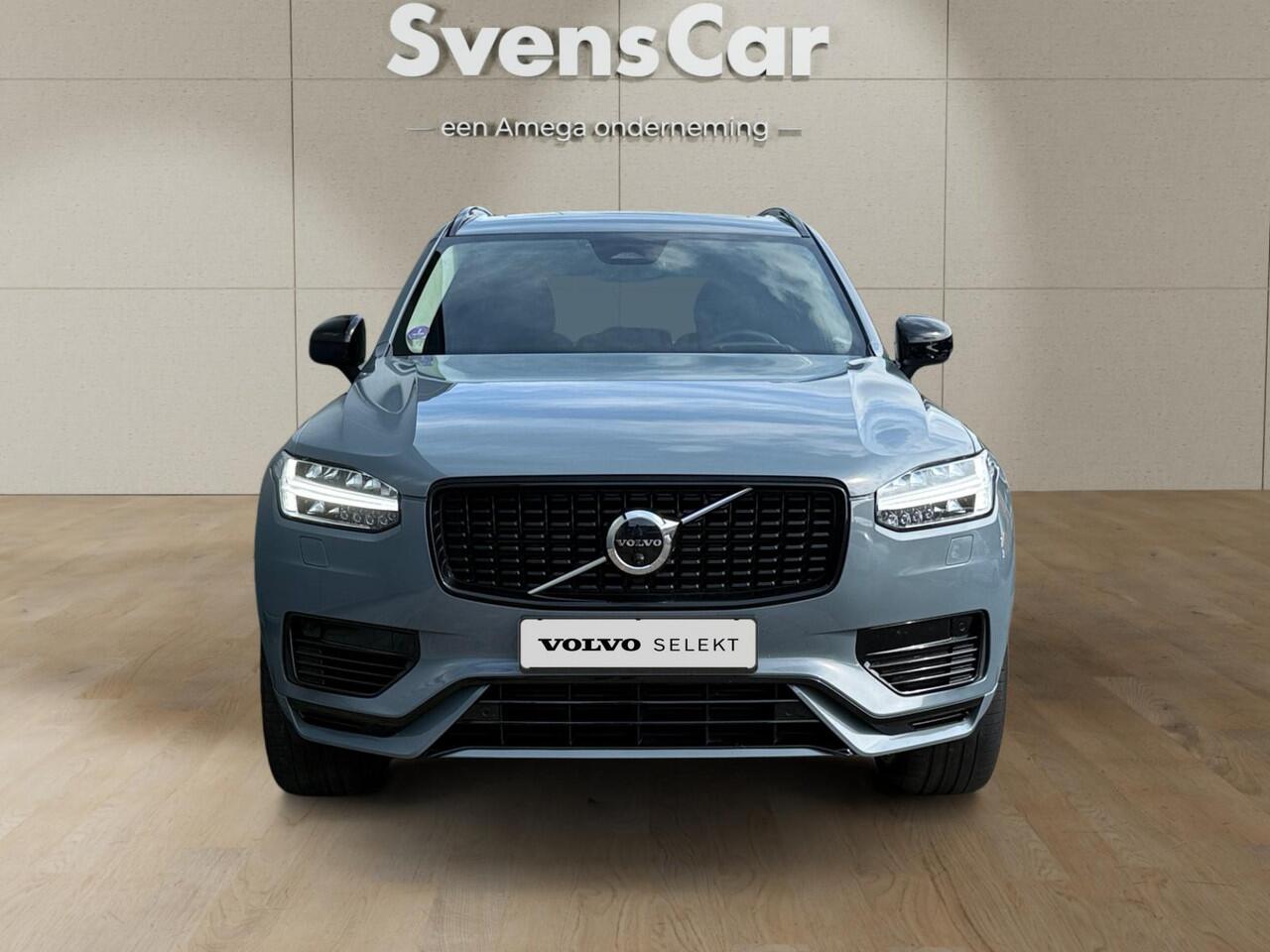 Volvo XC90 2.0 T8 Recharge AWD Ultimate Dark | Luchtvering | Extra getint glas | Trekhaak | Stoelverwarming en ventilatie |