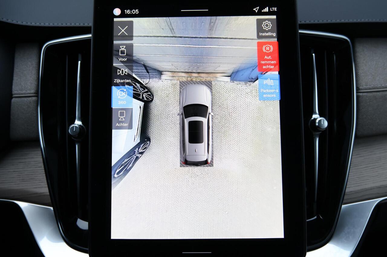 Volvo XC90 T8 Recharge AWD Ultra Bright - Luchtvering - Panorama/schuifdak - IntelliSafe Assist & Surround - 360º Camera - Bowers & Wilkins audio - Adaptieve LED koplampen - Verwarmde voorstoelen, stuur & achterbank - Parkeersensoren voor & achter - Elektr. bedienb.