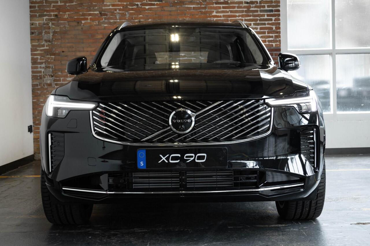 Volvo XC90 2.0 T8 Plug-in hybrid AWD Ultra Bright | Direct Beschikbaar | Actieve Luchtvering | Head-Up Display | 360º Camera | 21" Lichtmetalen Wielen | Schuif/Kantel Panoramadak | Volvo Guard Alarm