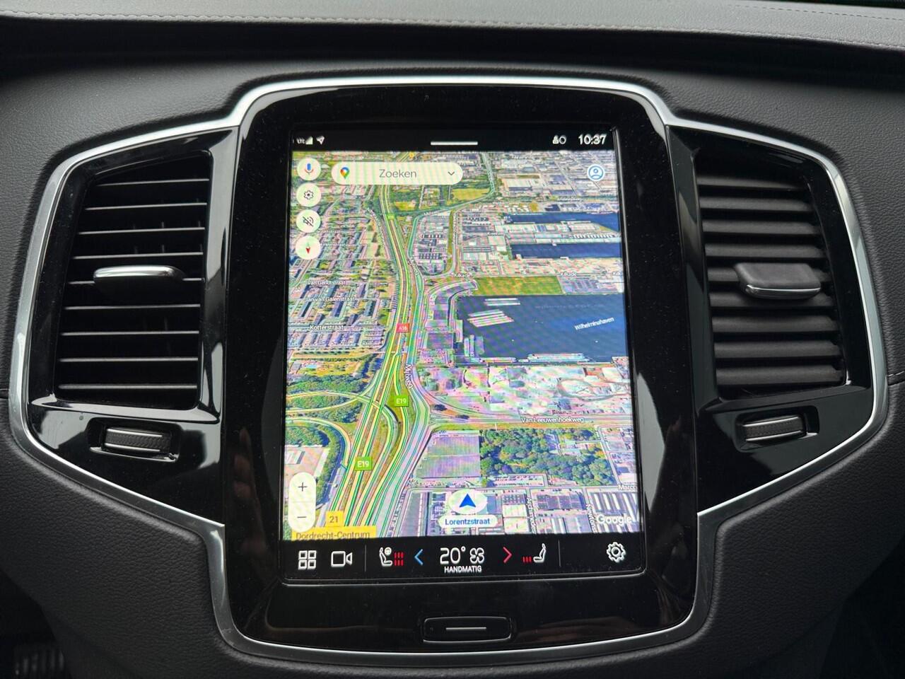 Volvo XC90 2.0 T8 Plug-in hybrid AWD Plus Bright | Extra getint glas | 360 graden camera | Stoelverwarming |