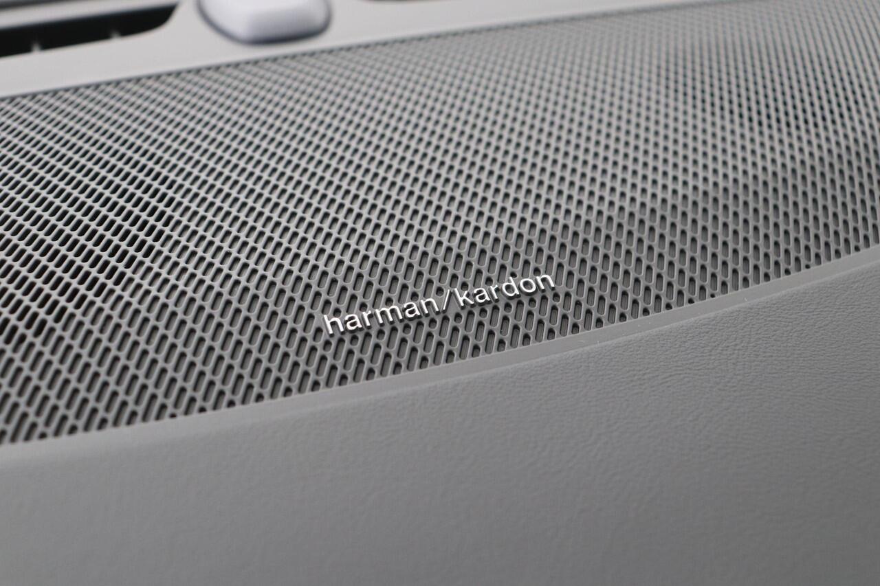 Volvo XC90 T8 Plug-in hybrid Ultra Dark | FACELIFT | Luchtvering | Massage+Ventilatie | Head-Up | 360° Camera