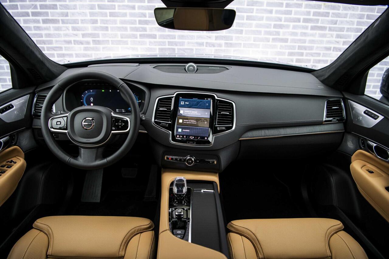 Volvo XC90 2.0 T8 Plug-in hybrid AWD Ultra Dark | Trekhaak | Edition Pack | Donker Glas | Luchtvering | Bowers & Wilkins | Stoel Ventilatie & Massage |