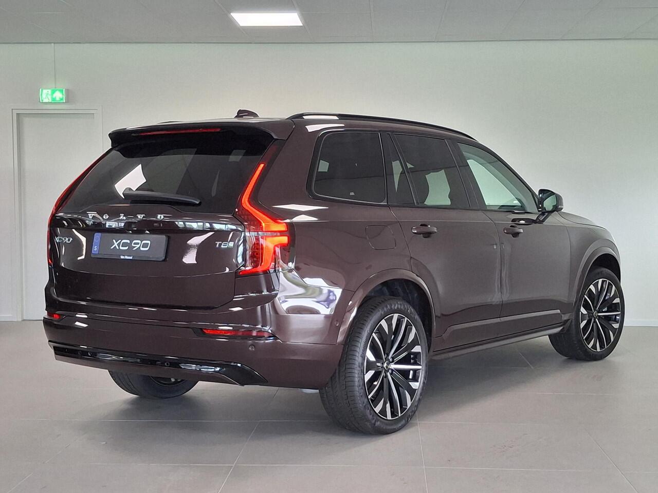 Volvo XC90 Ultra T8 Plug in Hybride 455 PK | Actieve luchtvering | Geventileerde/verwarmde voorstoelen | 360° Camera