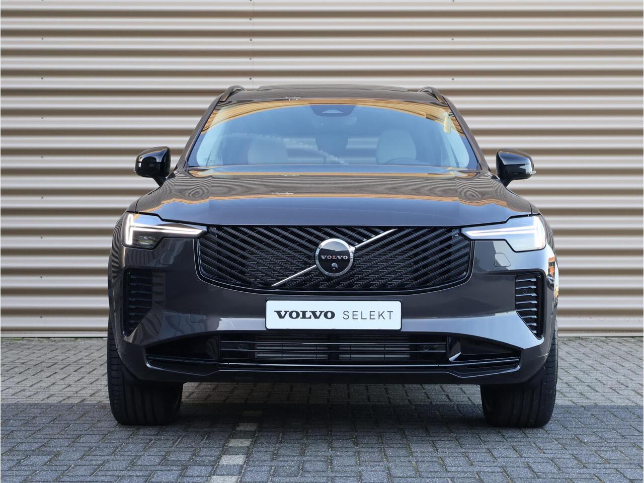 Volvo XC90 T8 Plug-in hybrid AWD Ultra Dark Exec. Ed. | FULL OPTION | Luchtvering | Bowers & Wilkins | Gelaagd glas