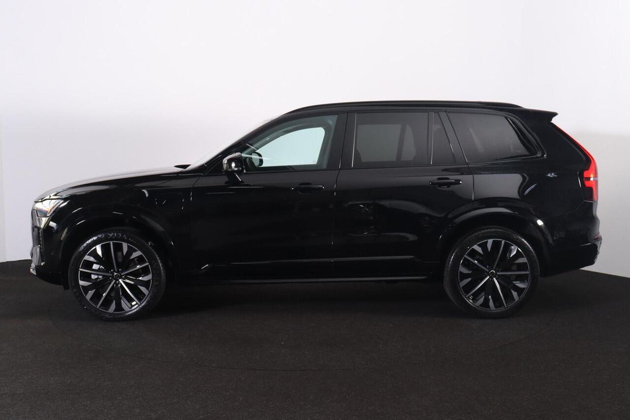 Volvo XC90 T8 Recharge AWD Plus Dark - Panorama/schuifdak - IntelliSafe Assist & Surround - 360º Camera - Harman/Kardon audio - Verwarmde voorstoelen, stuur & achterbank - Parkeersensoren voor & achter - Elektr. bedienb. voorstoelen met geheugen - Draadloze tel. lad