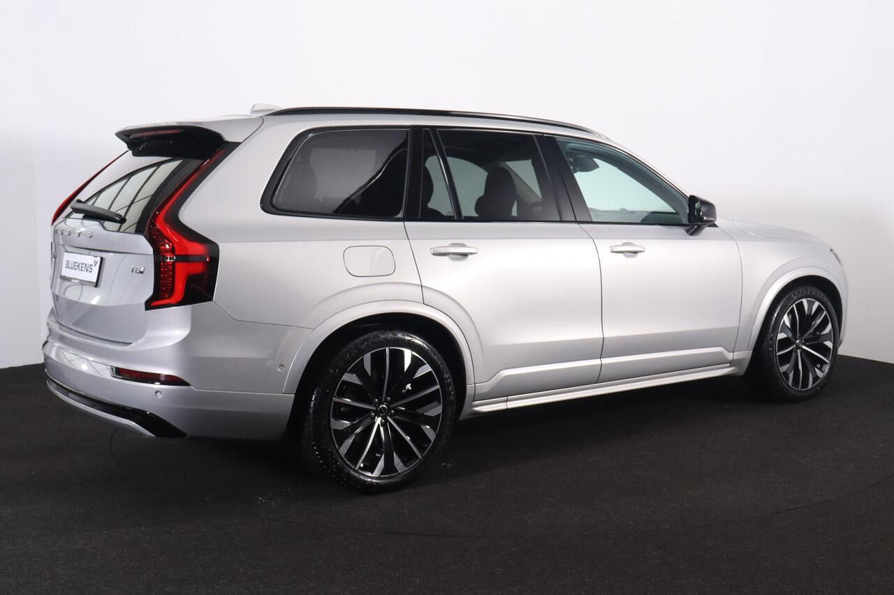 Volvo XC90 T8 Recharge AWD Ultra Dark - Luchtvering - Panorama/schuifdak - IntelliSafe Assist & Surround - 360º Camera - B&W Audio - Verwarmde voorstoelen, stuur & achterbank - Parkeersensoren voor & achter - Elektr. bedienb. voorstoelen met geheugen - Head up displ